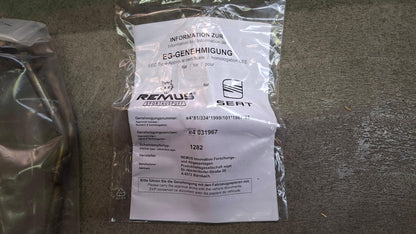 Original OE Volkswagen Auspuffrohr 1P1072002
