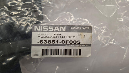 Original OE NISSAN Schmutzfänger 638510F005