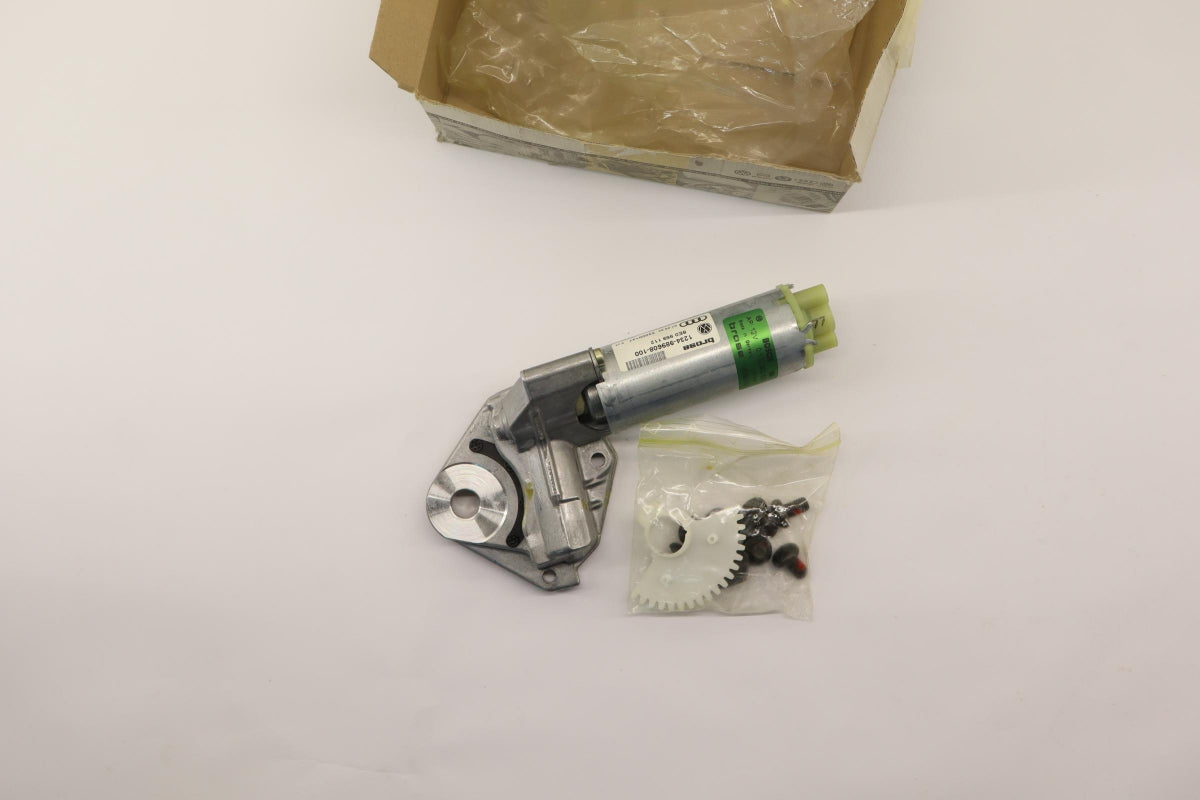Original OE Volkswagen Stellantrieb 8E0959112