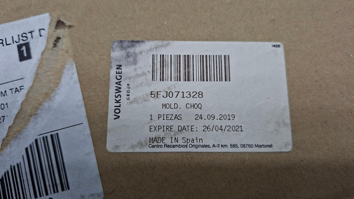 Original OE Volkswagen Türzierleisten Satz 5FJ071328