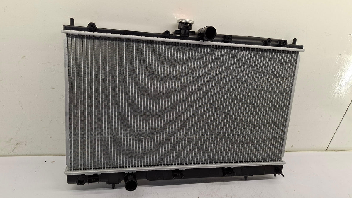 Original OE MITSUBISHI Wasserkühler MR968857