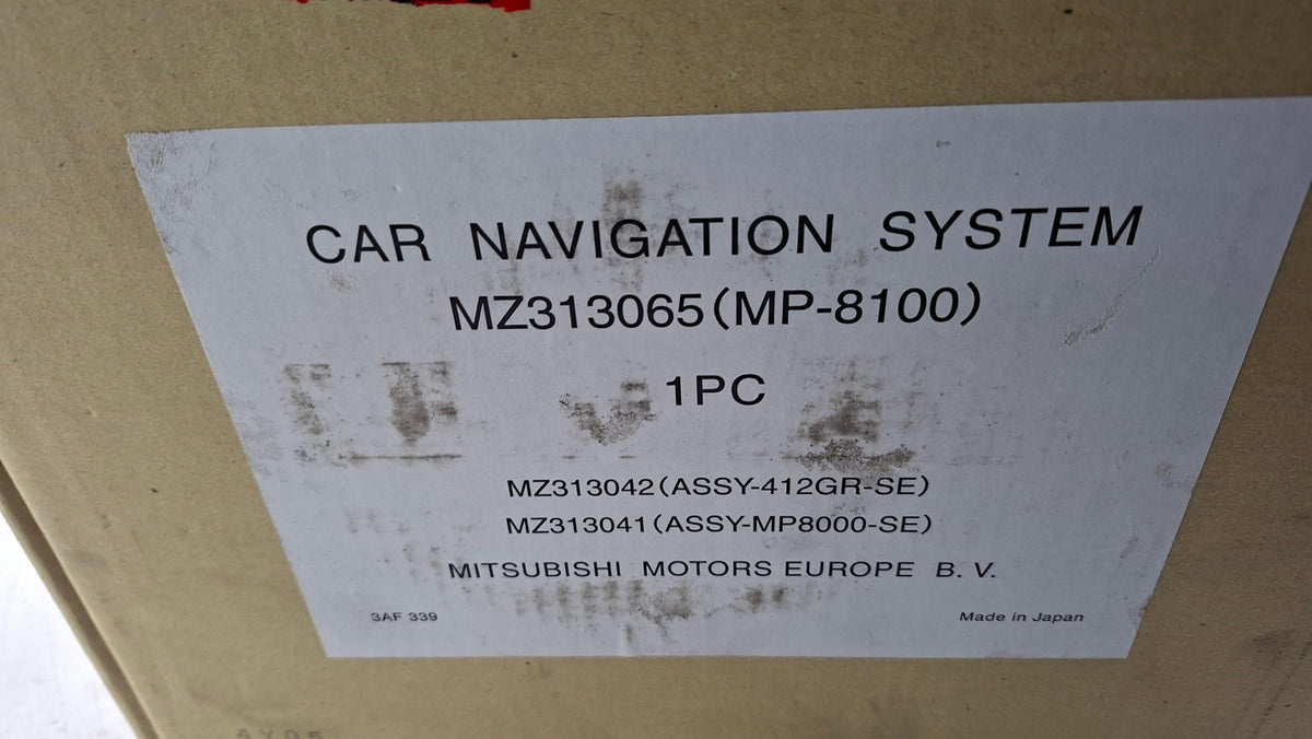 Original OE MITSUBISHI Multimedia Haupteinheit MZ313065