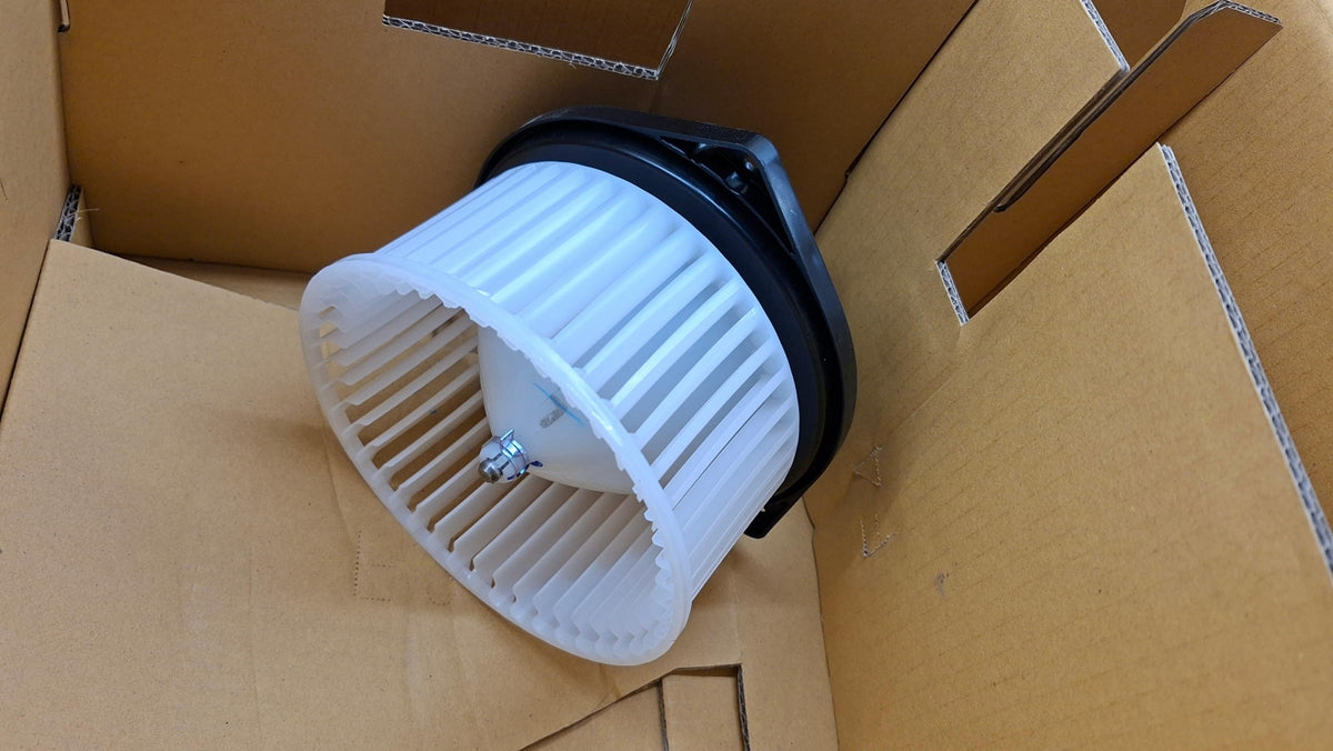 Original OE MITSUBISHI Innenraumgebläse Elektromotor 7802A105