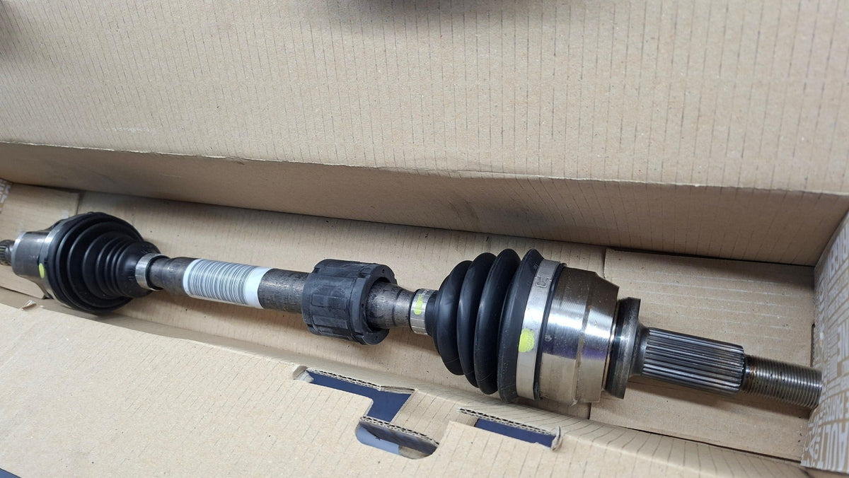 Original OE RENAULT Antriebswelle 391018515R