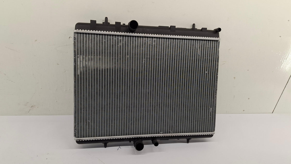 Original OE Peugeot Wasserkühler 133322