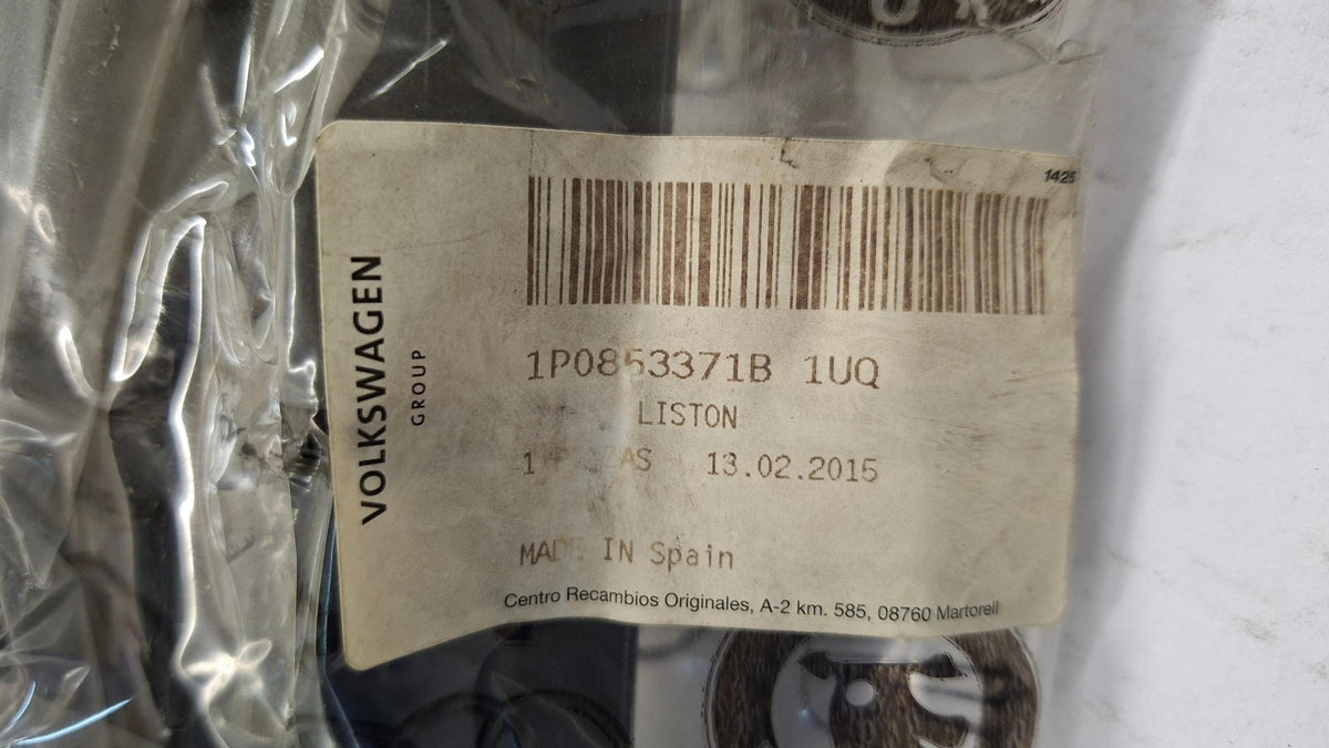 Original OE Volkswagen Einstiegsleiste 1P0853371B1UQ
