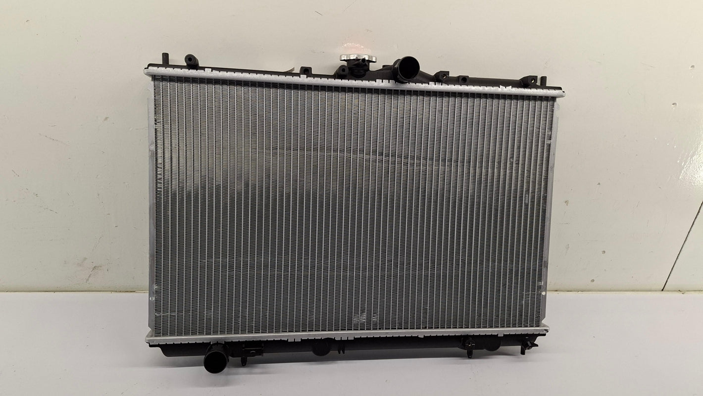 Original OE MITSUBISHI Wasserkühler MR385514