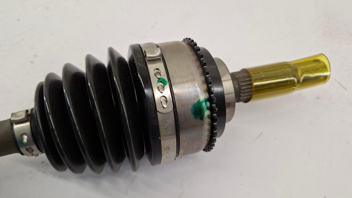 Original OE MITSUBISHI Antriebswelle MR367165