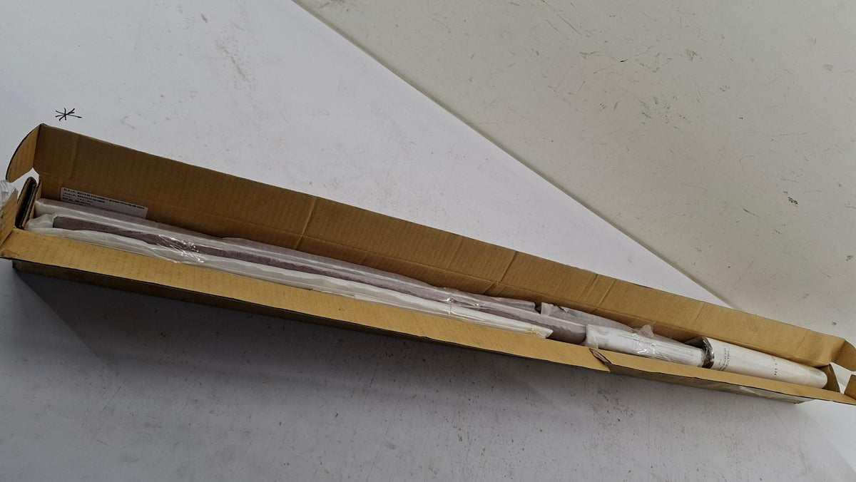 Original OE MITSUBISHI Türzierleisten Satz MZ331310
