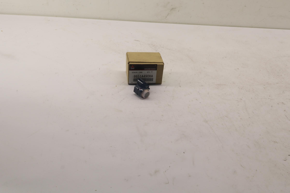 Original OE MITSUBISHI Parksensor 8651A490HA