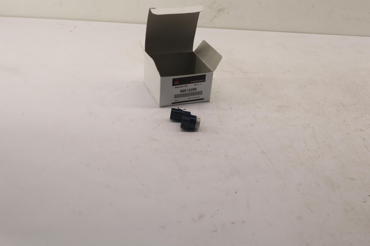 Original OE MITSUBISHI Parksensor 8651A338