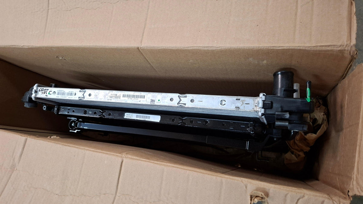 Original OE FIAT Wasserkühler K68396710AF