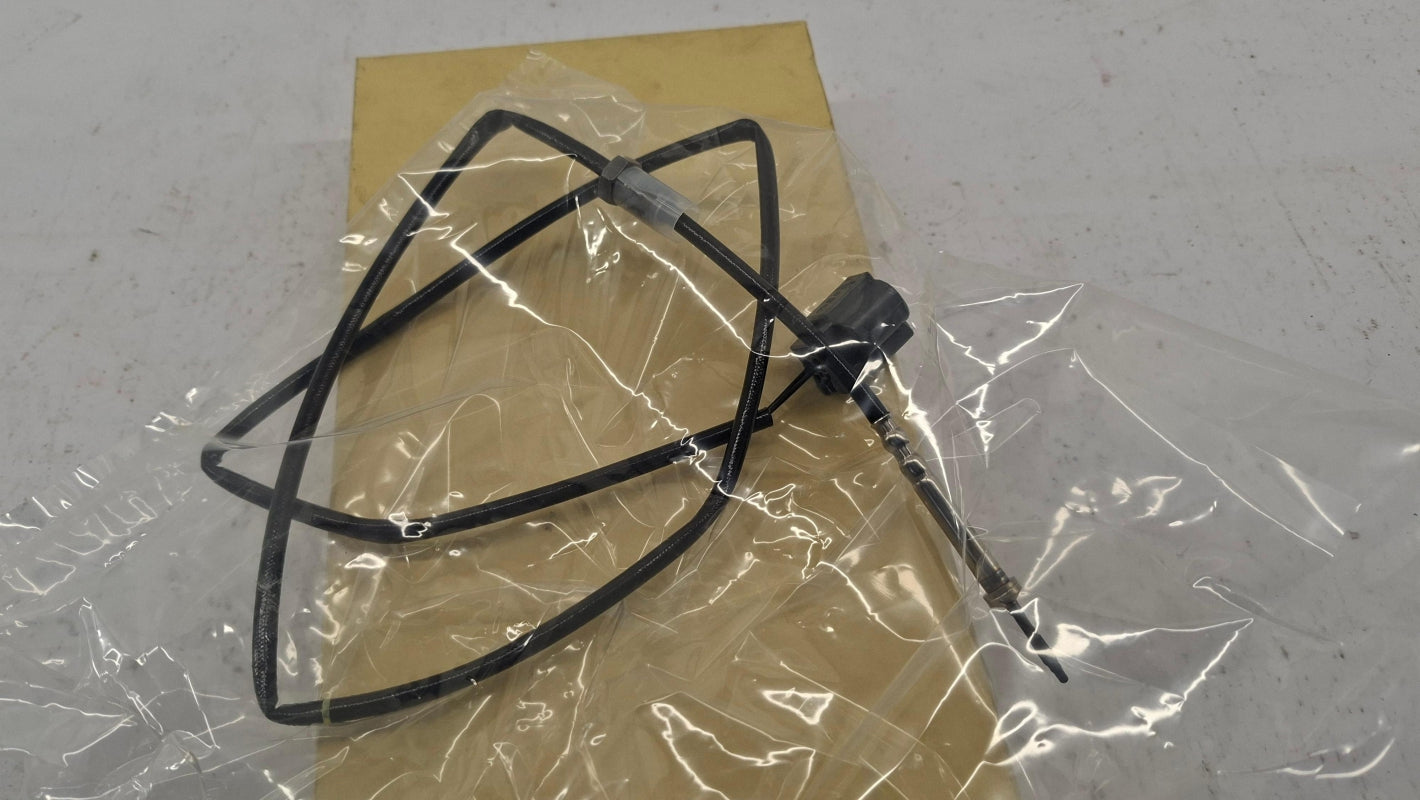 Original OE MITSUBISHI Abgastemperaturgeber 1587A038