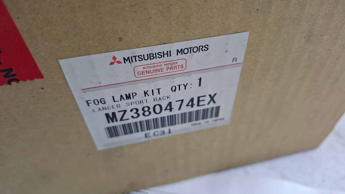 Original OE MITSUBISHI Nebelscheinwerfer Satz MZ380474EX