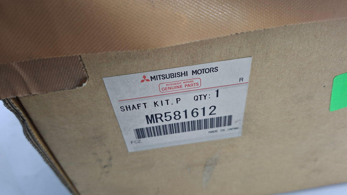 Original OE MITSUBISHI Kardanwelle MR581612