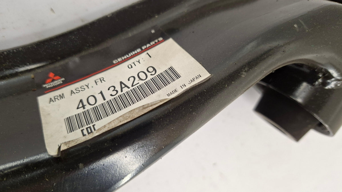 Original OE MITSUBISHI Querlenker 4013A209