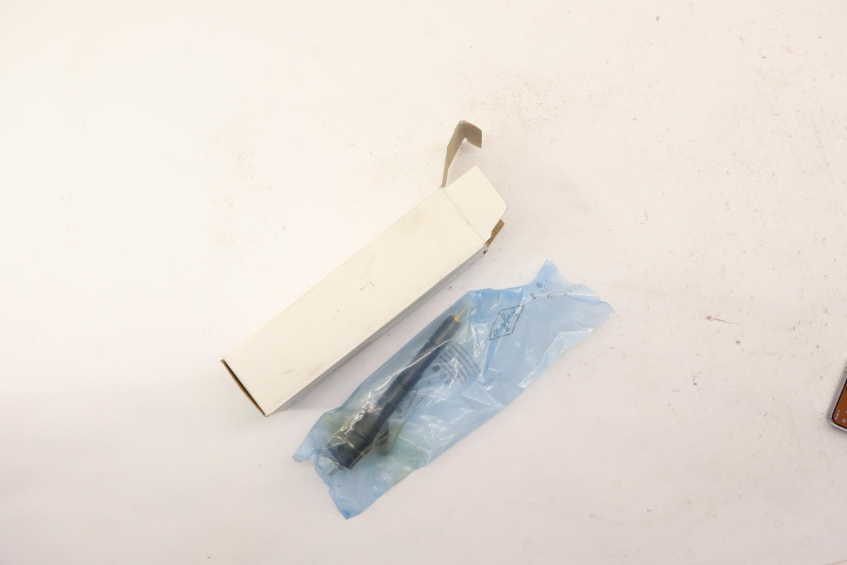 Original OE OPEL Injektor 55221023