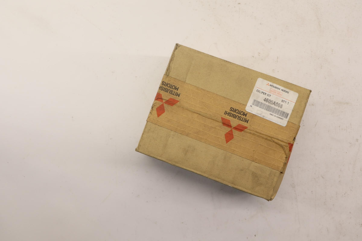 Original OE MITSUBISHI Bremssattel 4605A066
