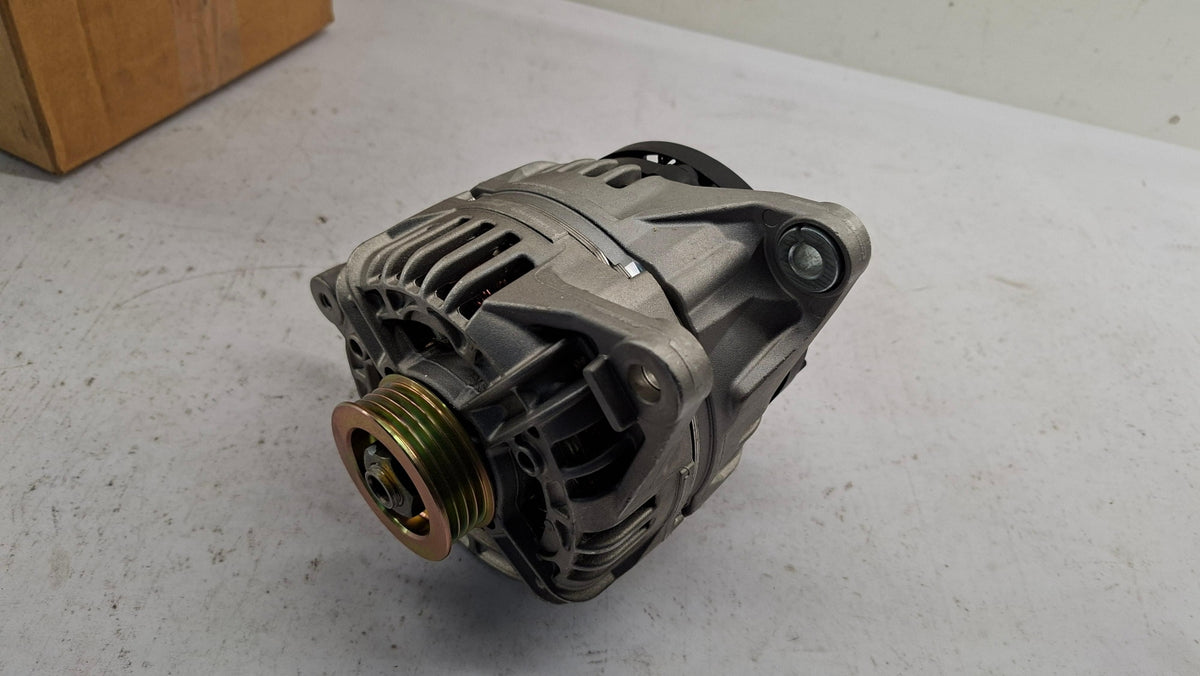 Original OE MITSUBISHI Lichtmaschine MD353869