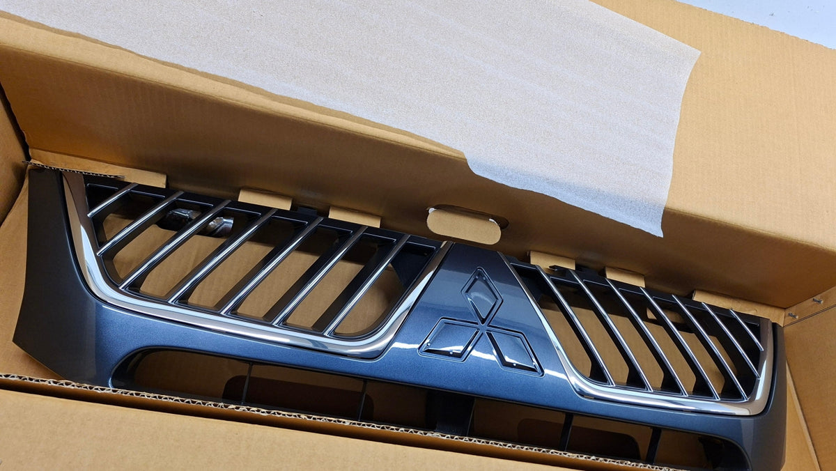 Original OE MITSUBISHI Kühlergitter 7450A066HC