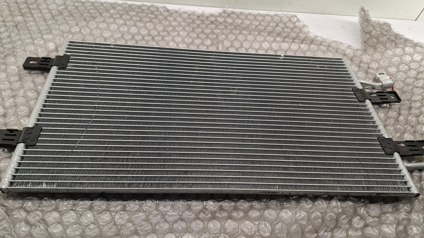 Original OE RENAULT Klimakondensator 8200774211