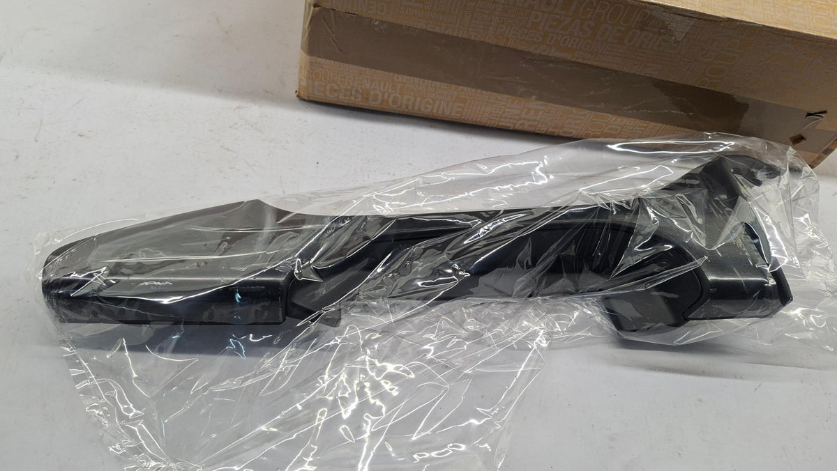 Original OE RENAULT Instrumententafel Verkleidung 682113618R