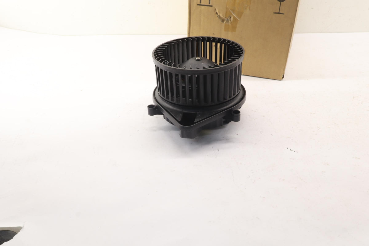 Original OE Volkswagen Innenraumgebläse 8E1820021E