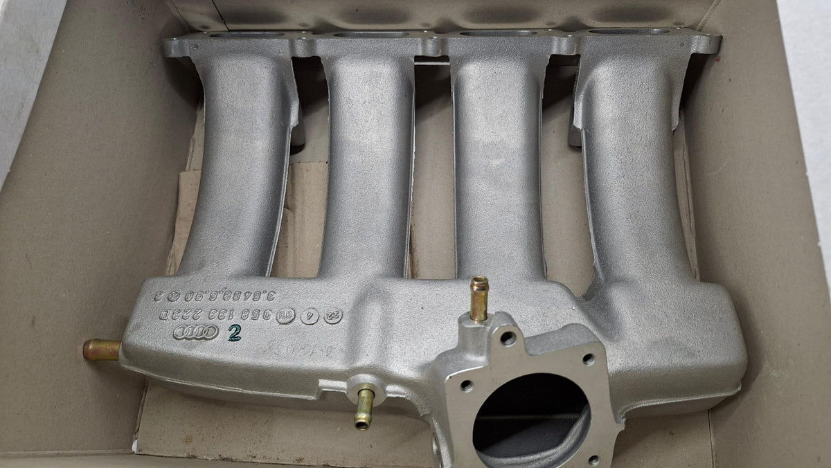 Original OE Volkswagen Ansaugkrümmer 058133201C