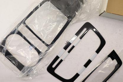 Original OE Volkswagen Mittelkonsolenteil / Verkleidungssatz 6J0064703N