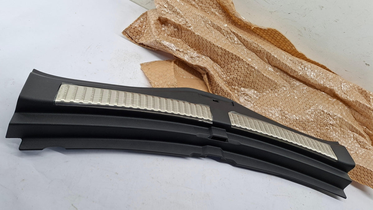 Original OE RENAULT Ladekantenschutz 849204957R