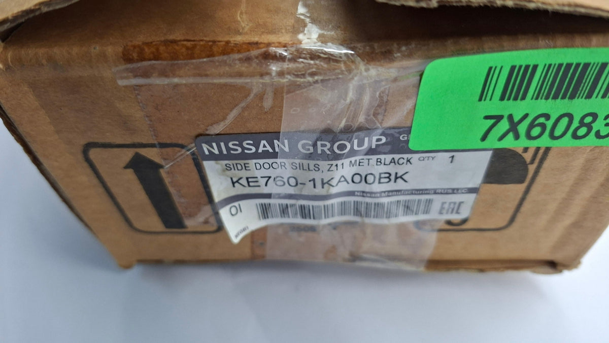 Original OE NISSAN Türzierleisten Satz KE7601KA00BK