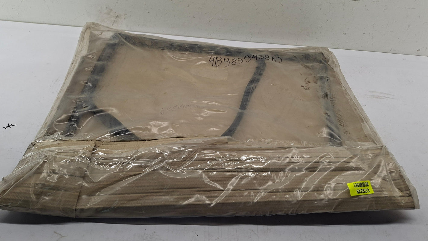 Original OE Volkswagen Fensterführungsschiene 4B9839439AJ