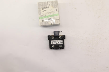 Original OE NISSAN Distronik 284384CB0D