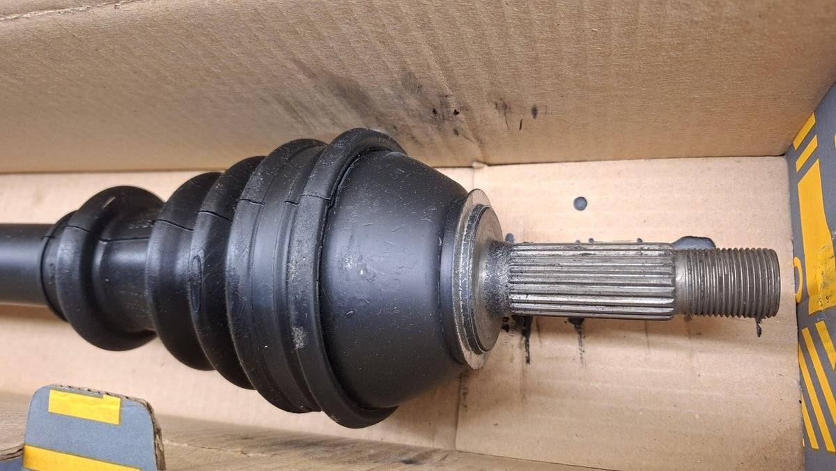 Original OE RENAULT Antriebswelle 7701498957