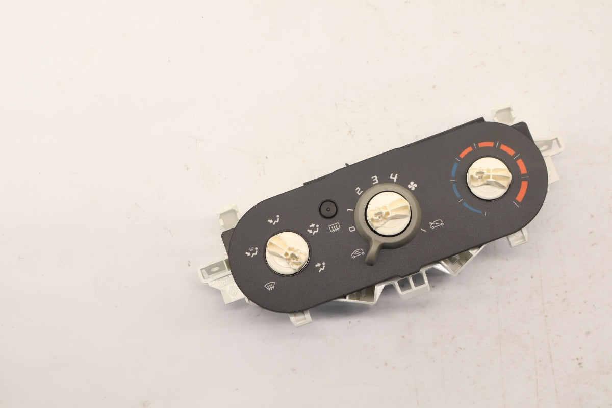 Original OE RENAULT Heizungsbetätigung 7701067953