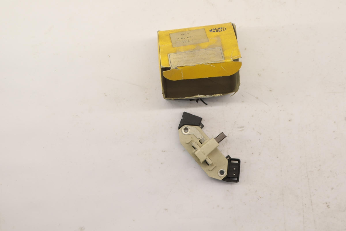 Original OE RENAULT Generatorregler 7701033525