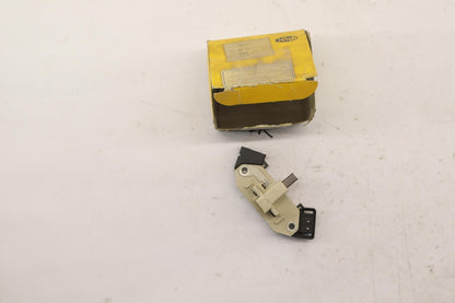 Original OE RENAULT Generatorregler 7701033525