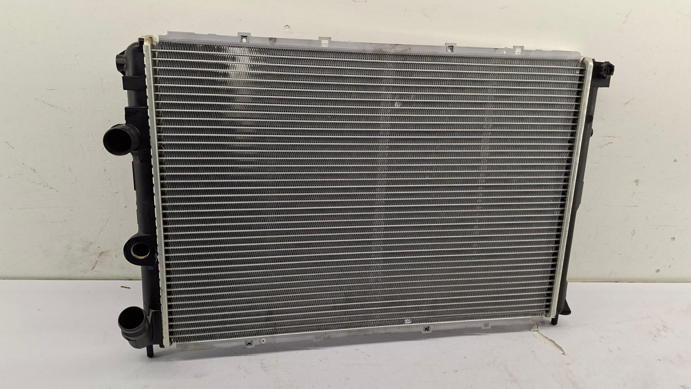 Original OE RENAULT Wasserkühler 7700838133