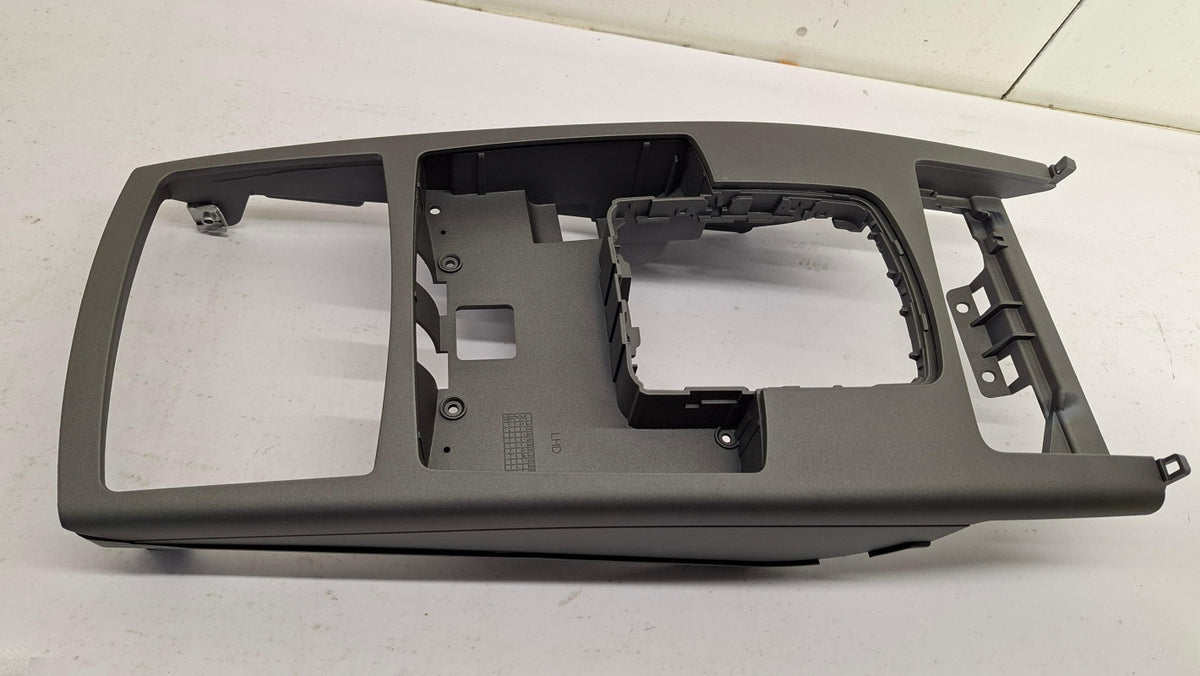 Original OE Volkswagen Mittelkonsole Teil 4F1864261H1HA