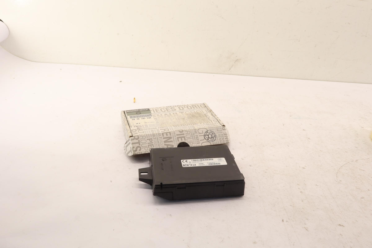 Original OE RENAULT Steuergerät 284B18533R