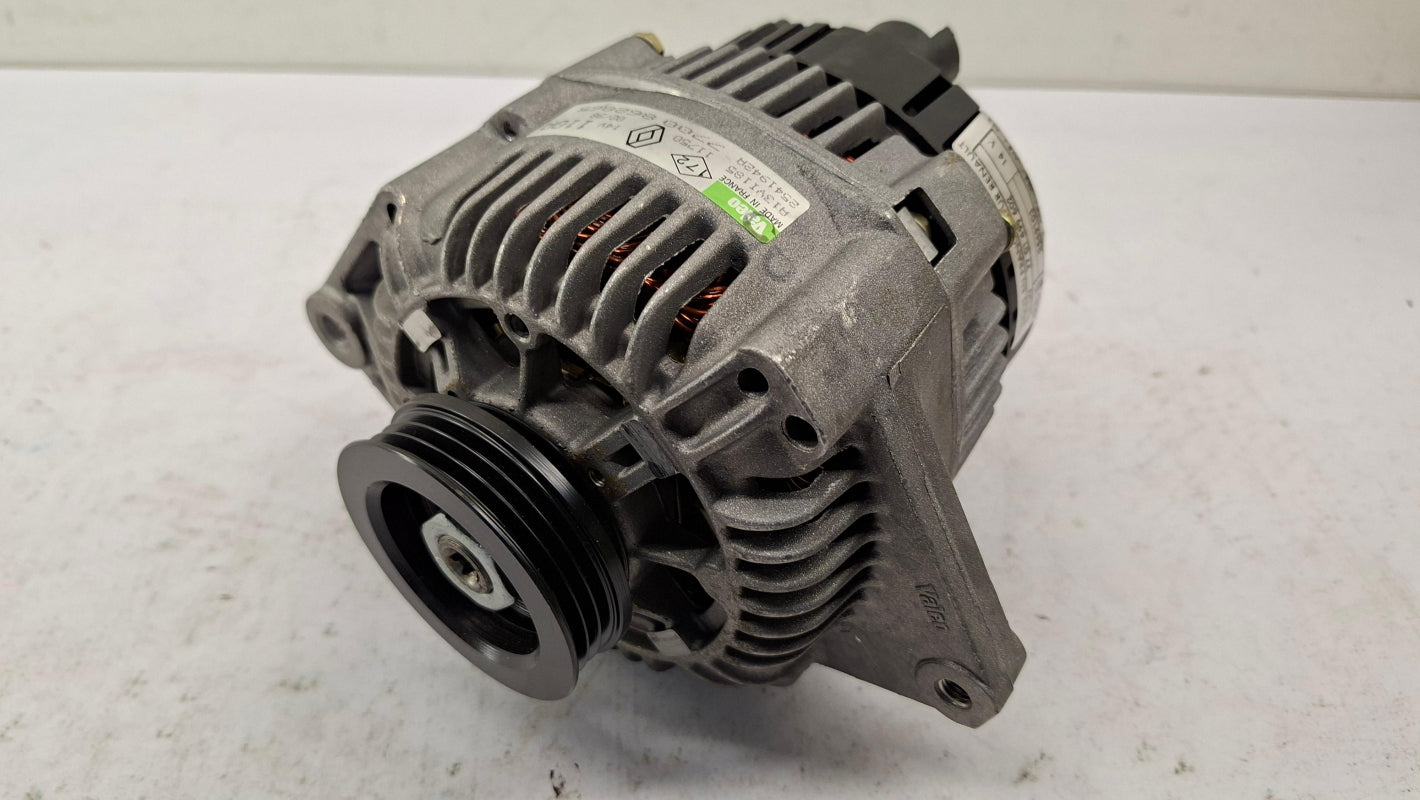Original RENAULT Megane 1995-2003 Lichtmaschine 1.4 1.6 7701499602