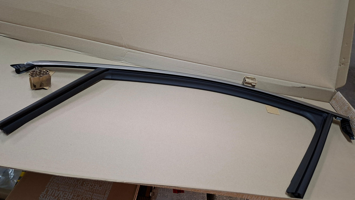 Original OE RENAULT Fensterführungsschiene 803316235R