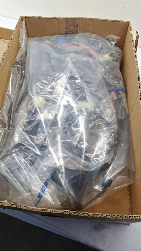 Original OE RENAULT Kabelbaum 403887587R