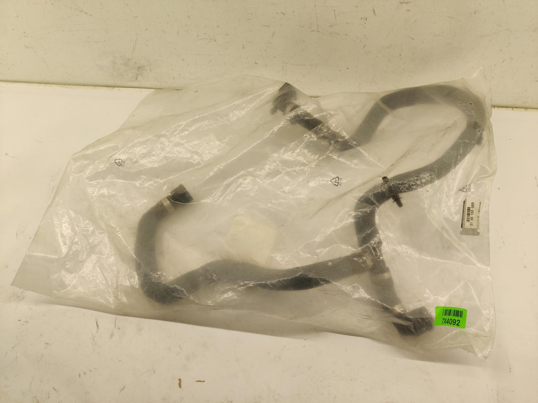 Original OE RENAULT Kühlmittelrohr 215010250R