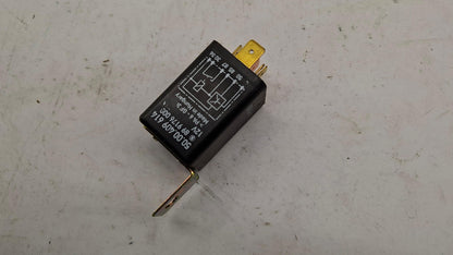 Original OE RENAULT Relais 5000409614