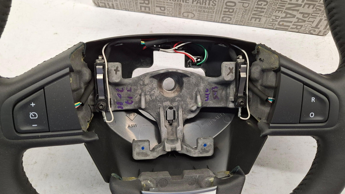 Original OE RENAULT Lenkrad 484306291R