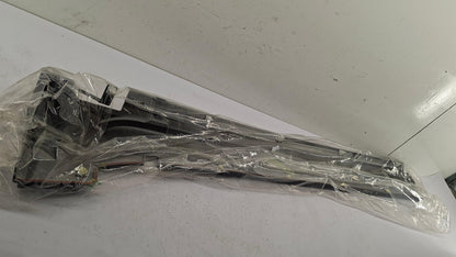 Original OE MITSUBISHI Türschwelle Abdeckung MN133684XA