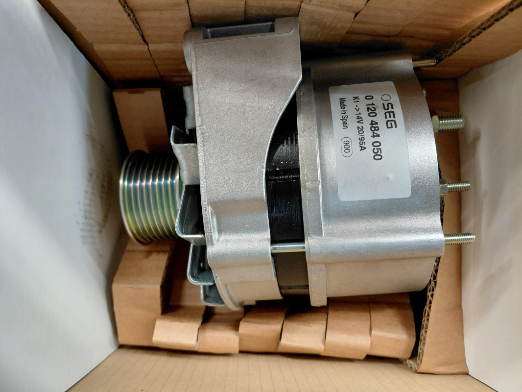 Original OE IVECO Lichtmaschine 504060771