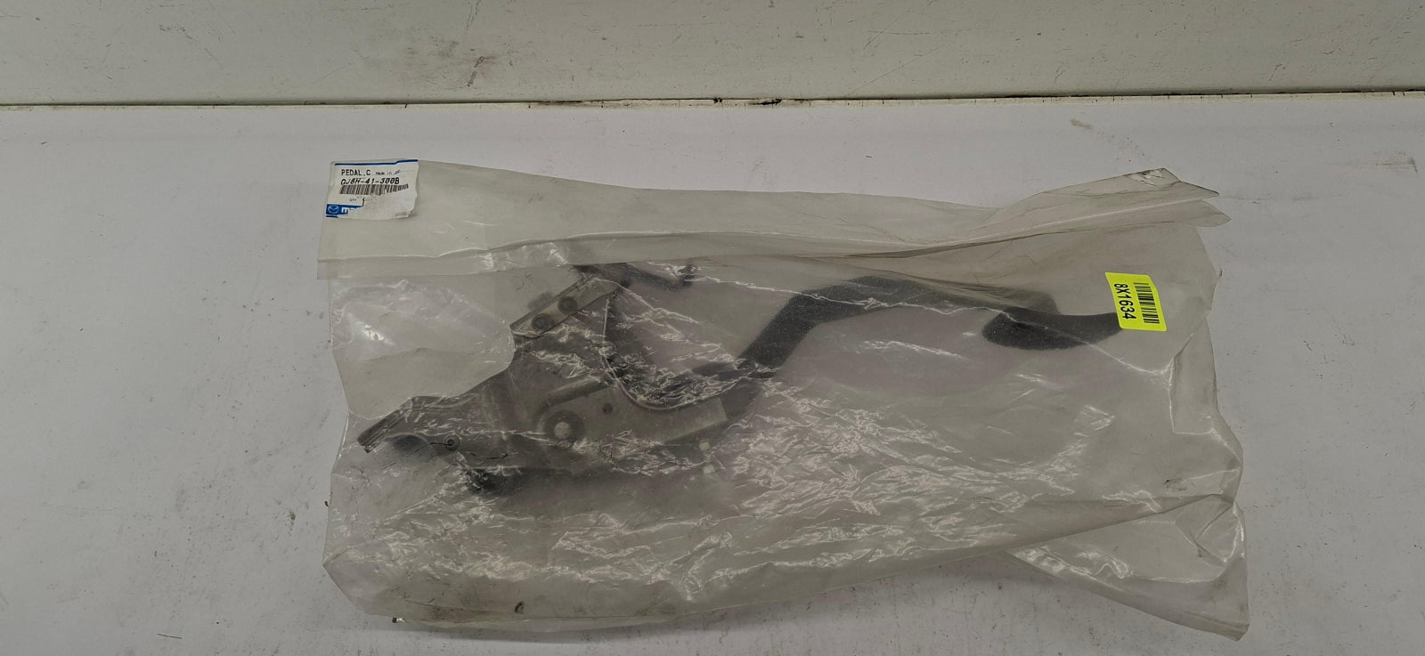 Original OE MAZDA Kupplungspedal GJ8H41300B