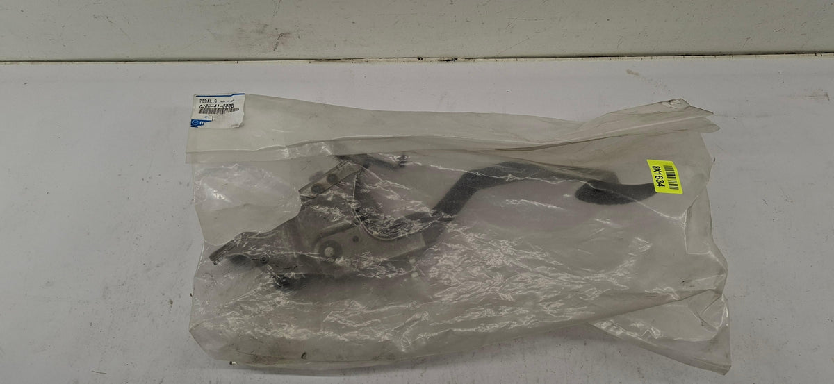 Original OE MAZDA Kupplungspedal GJ8H41300B